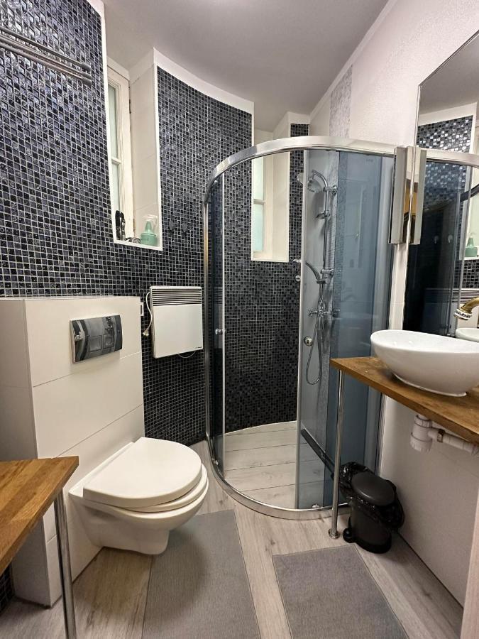 City Centre Apartment Wielopole Krasków Eksteriør bilde